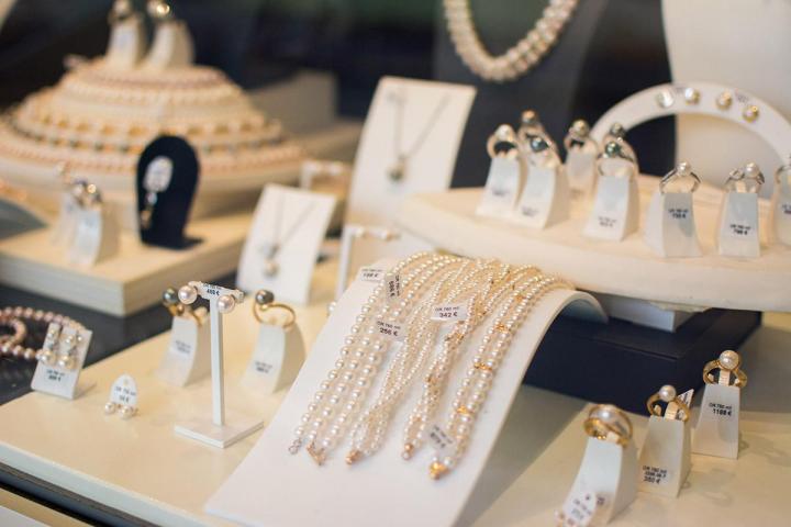 Bijoux or Limours